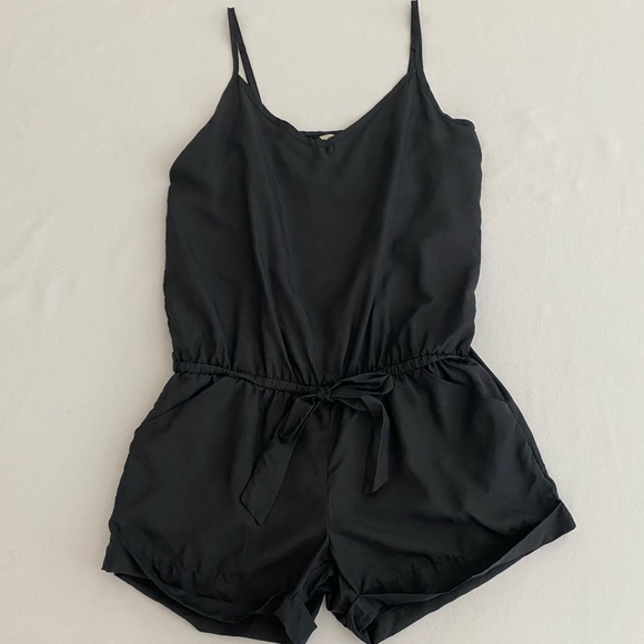 J. Crew Women’s Romper Small 100% Silk Tie Waist Roll Hem Fairy Grunge Feminine - Picture 3 of 9